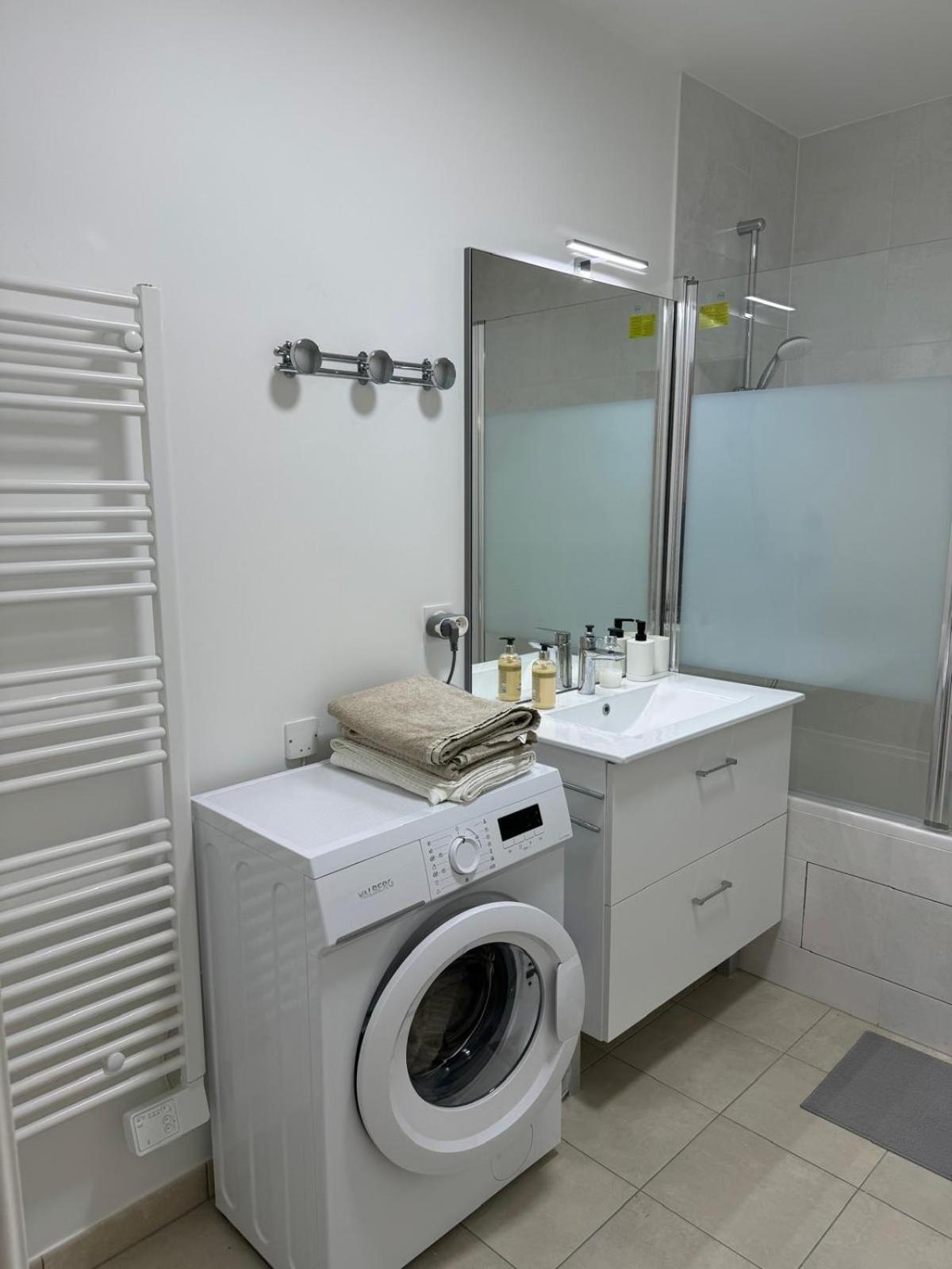 Residence Marceau Drancy Luaran gambar